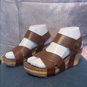 Pierre Dumas Brown Cork Wedges
